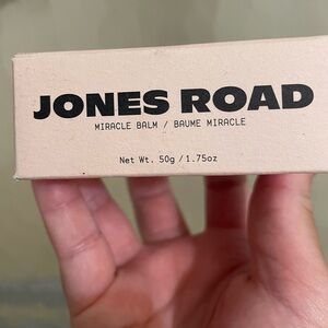 Jones Road Miracle Balm in Sunkissed